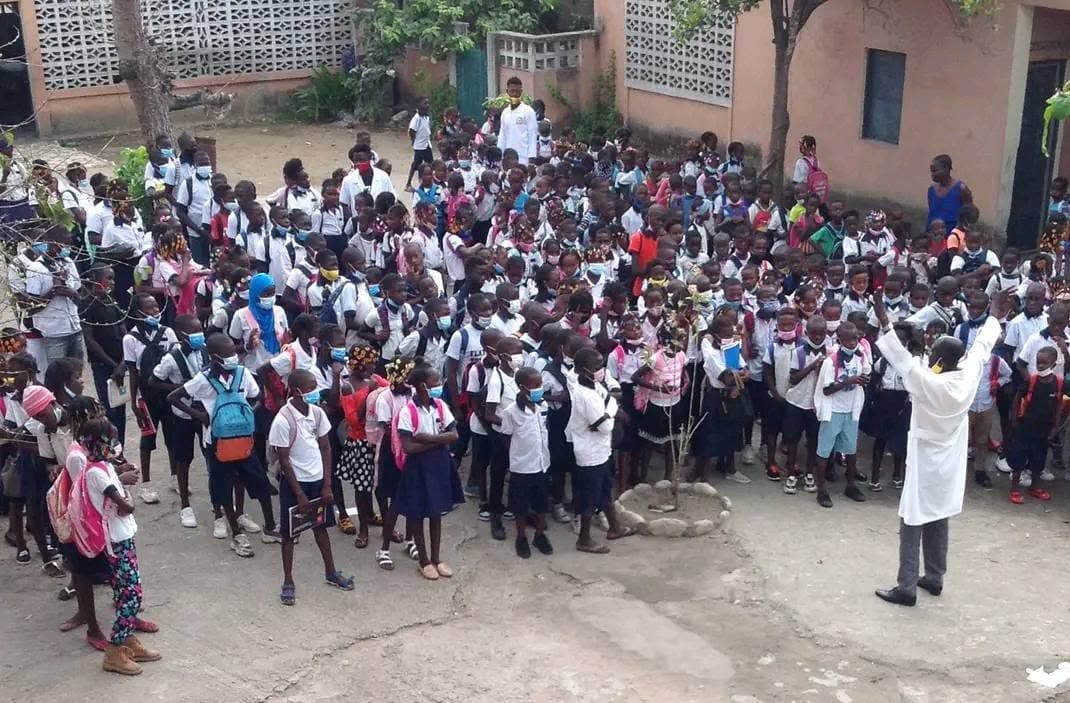 Escola Nlenda e Nlenda